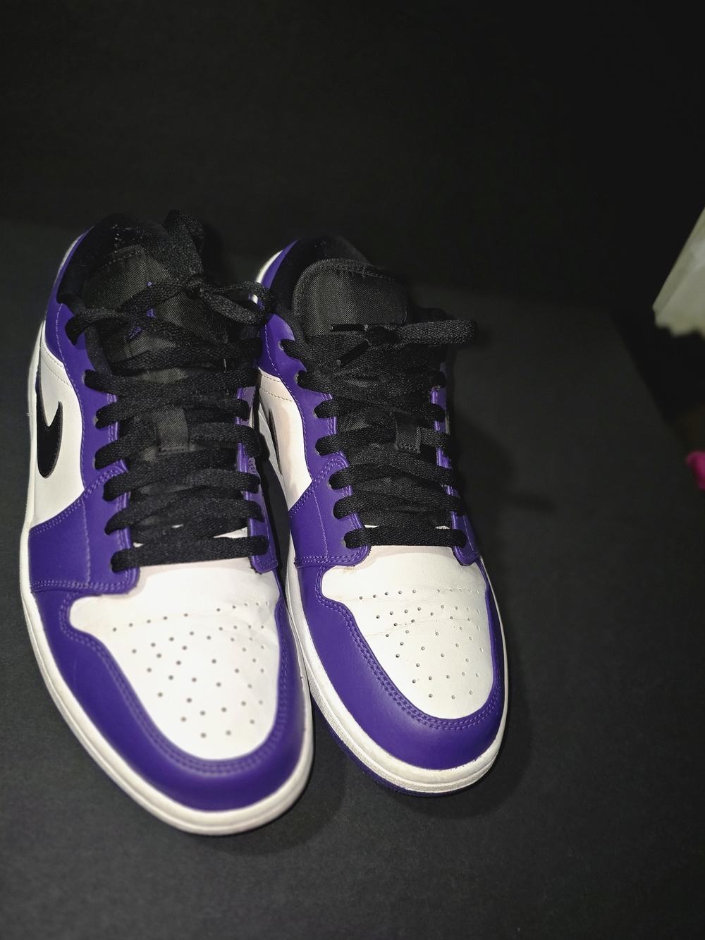 Nike Men’s Low-Top Sneakers in Purple/White - Picture 5 of 6